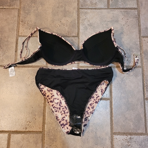 Weworewhat Tortoise Woman Swimsuit Underwire Top & High-Waist Bottom Bikini Set - Picture 10 of 12